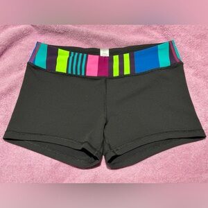 🌟NWOT🌟 Ivivva: Girls Reversible Shorts - Size 14